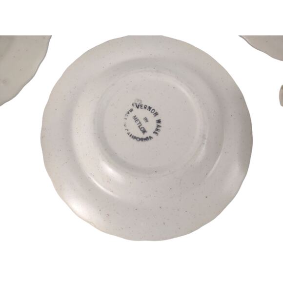 Set of 4 Vintage Metlox Vernonware VINEYARD Cups & Saucers Grapes Leaves c1960 - Picture 10 of 10